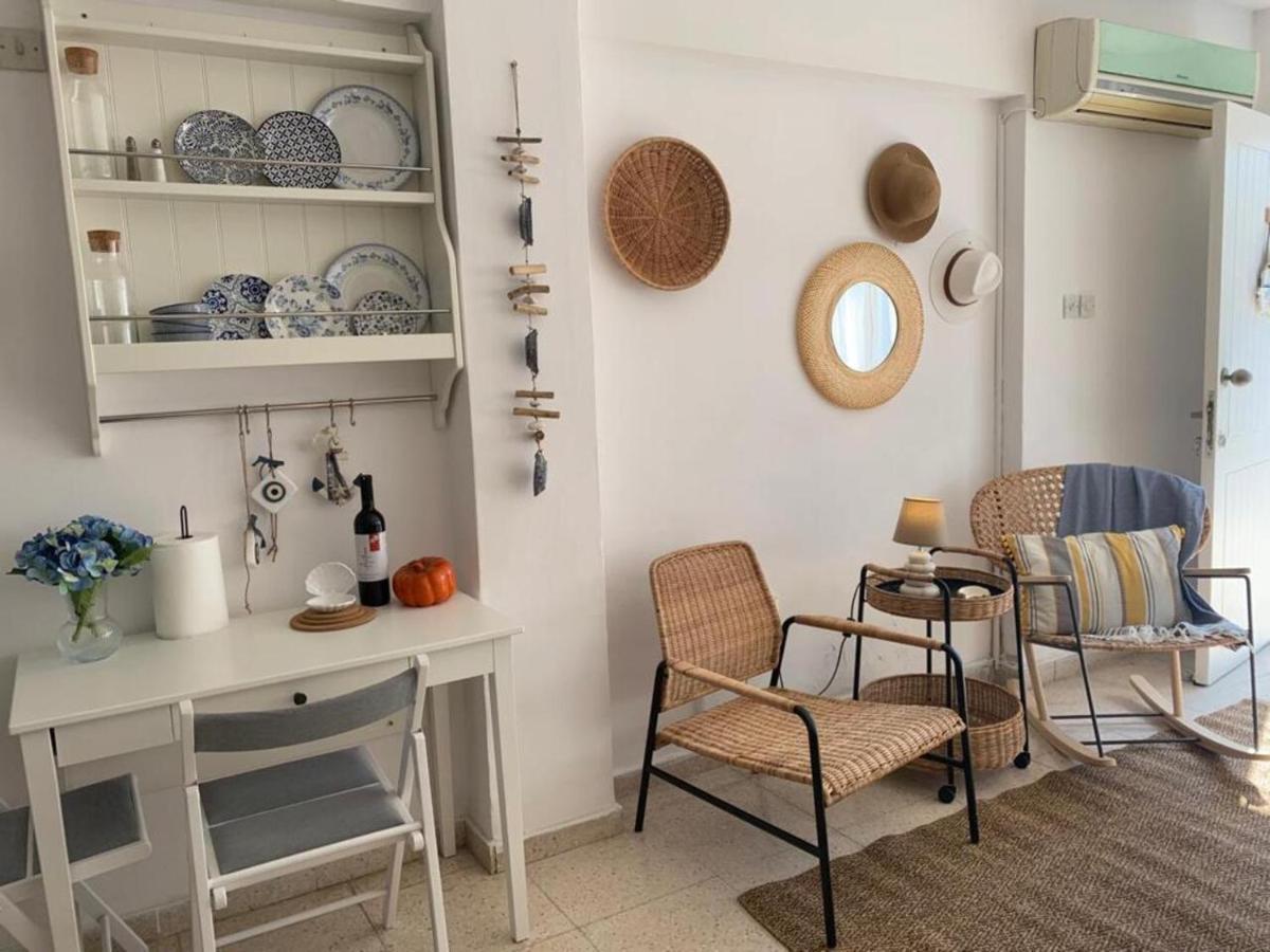 Romy'S Cozy One Bedroom Apt Ларнака Экстерьер фото